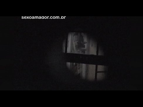 ❤️ Blondie hè videoregistrata in segretu da un voyeur di u quartieru nascostu daretu à i mattoni cavi ❌ Porno anale à porn co.3dhentaix.ru ❌❤